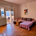 Apartment O.k. *